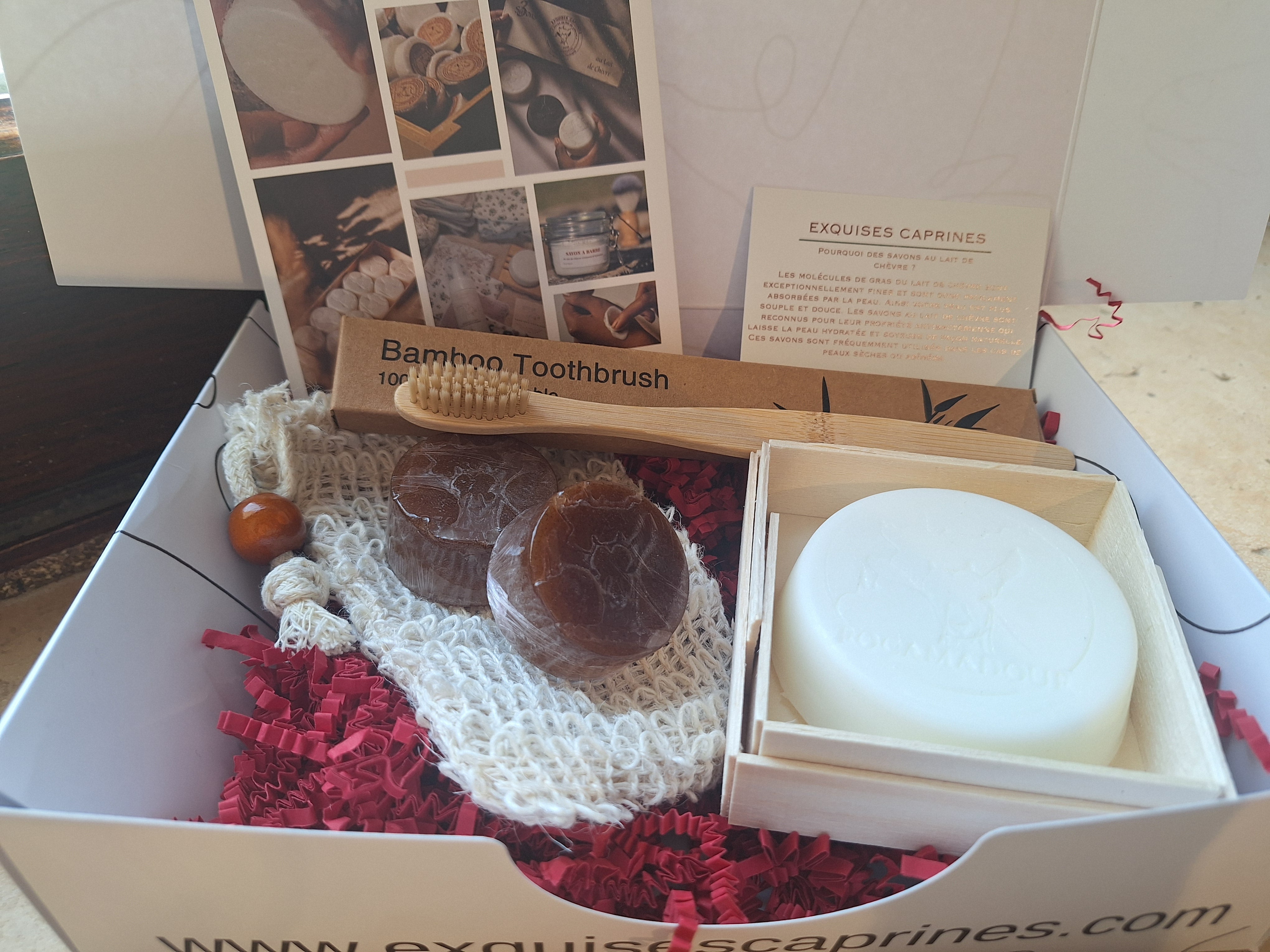 Exquises Caprines Coffrets Cadeaux coffret voyage lait de chèvre