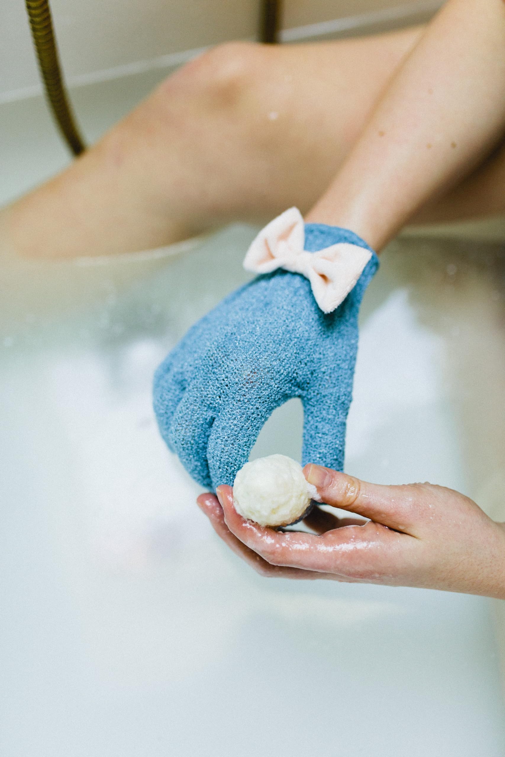 Isabelle Laurier Ladies lot 2 gants exfoliants crème corps