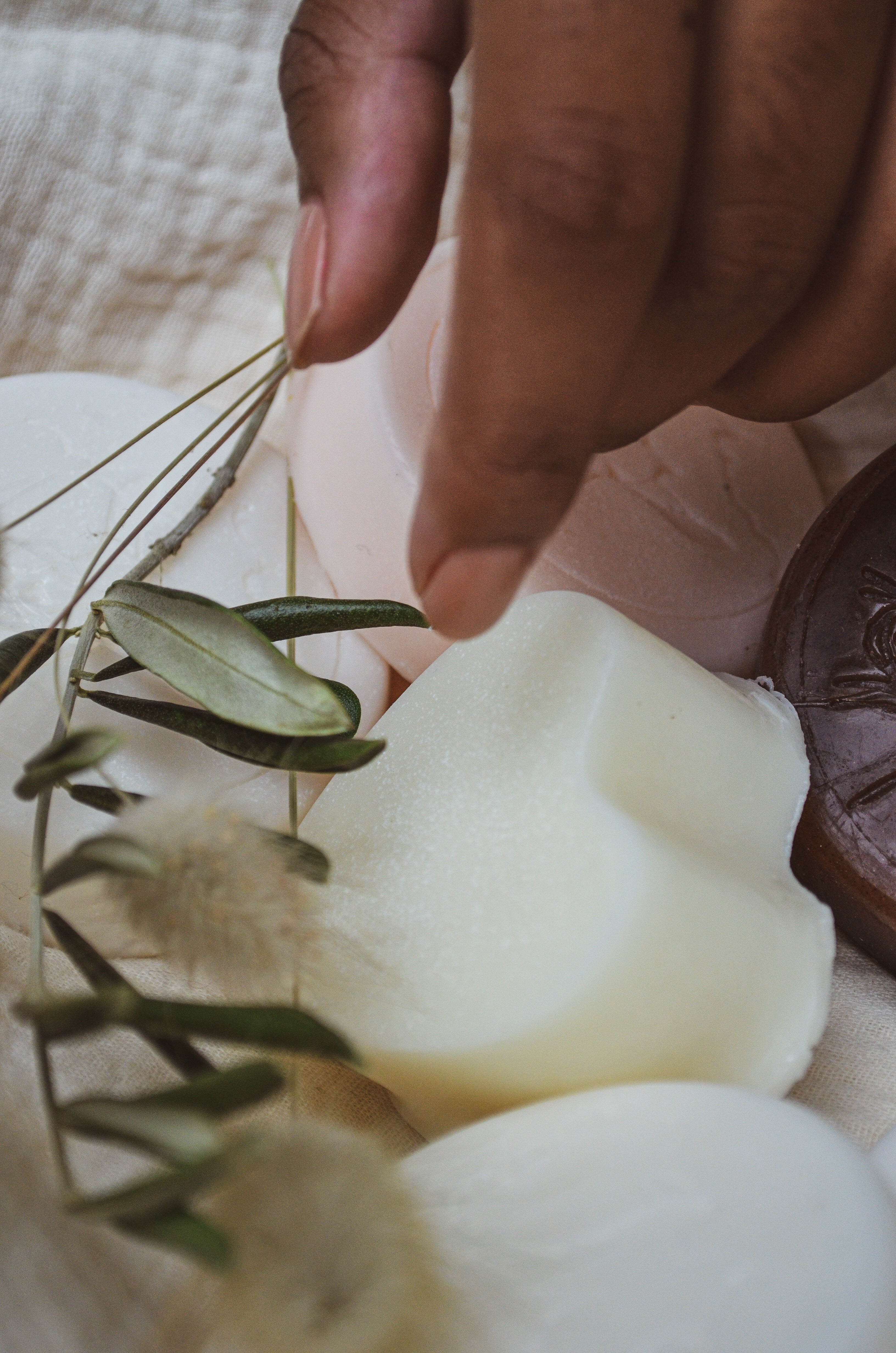 Exquises Caprines Cœur savon lait de chèvre 65 g pêche