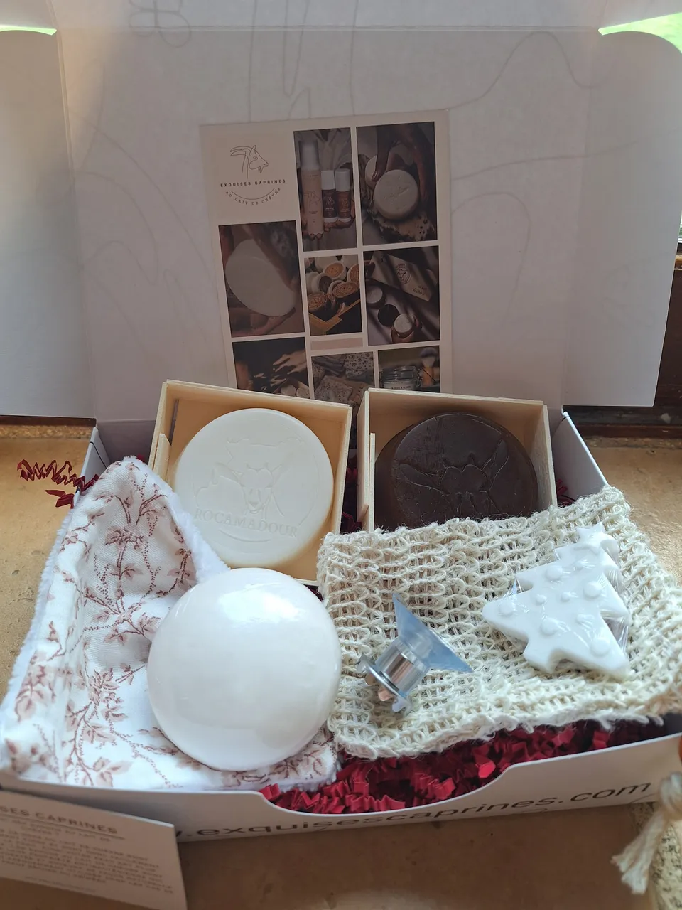 Exquises Caprines Coffret Noël l'essentiel lait de chèvre