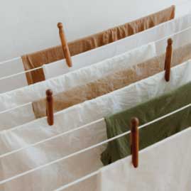 Fer à Cheval Trio Linge Propre Coffret Lessive 2L + 2 Sticks