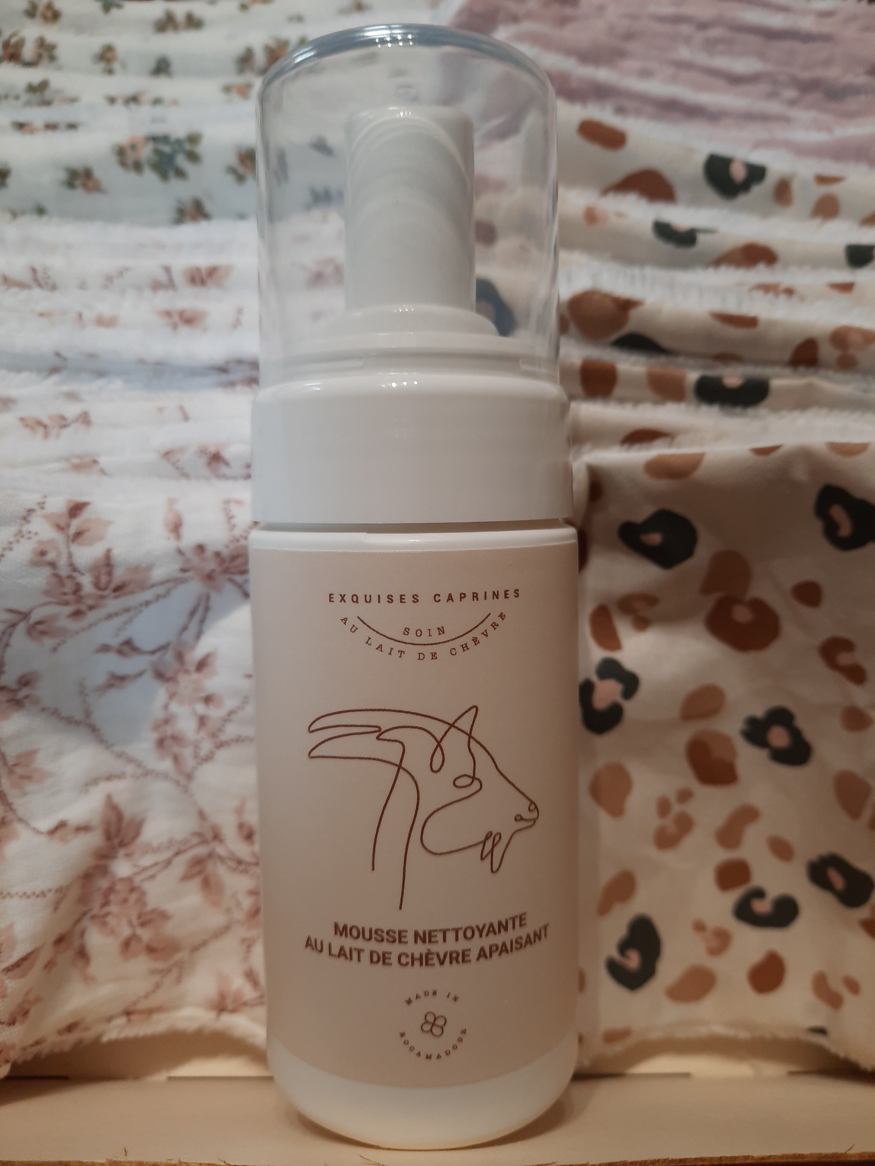 Exquises Caprines Soins au lait de chèvre Mousse Nettoyante 100ml peau sensible