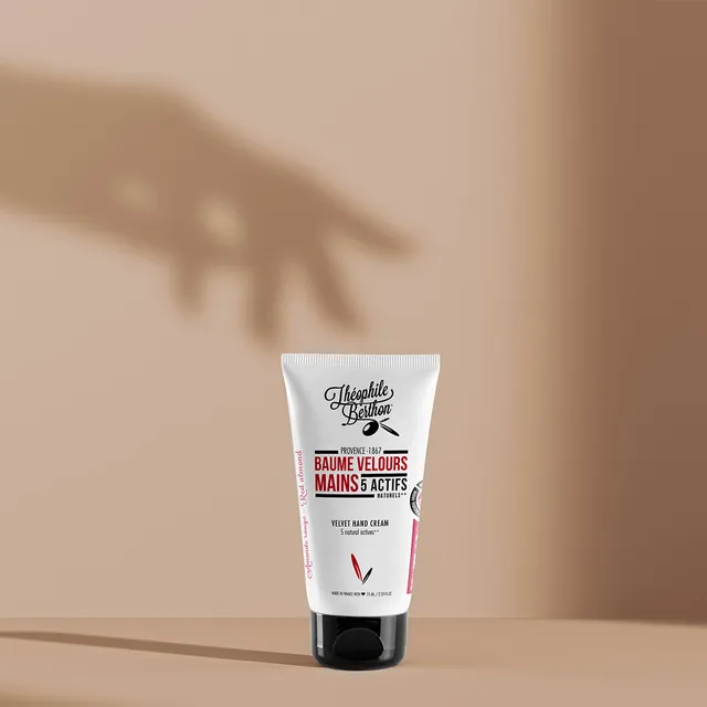 Théophile Berthon Baume Velours Mains et Ongles 75ml amande rouge