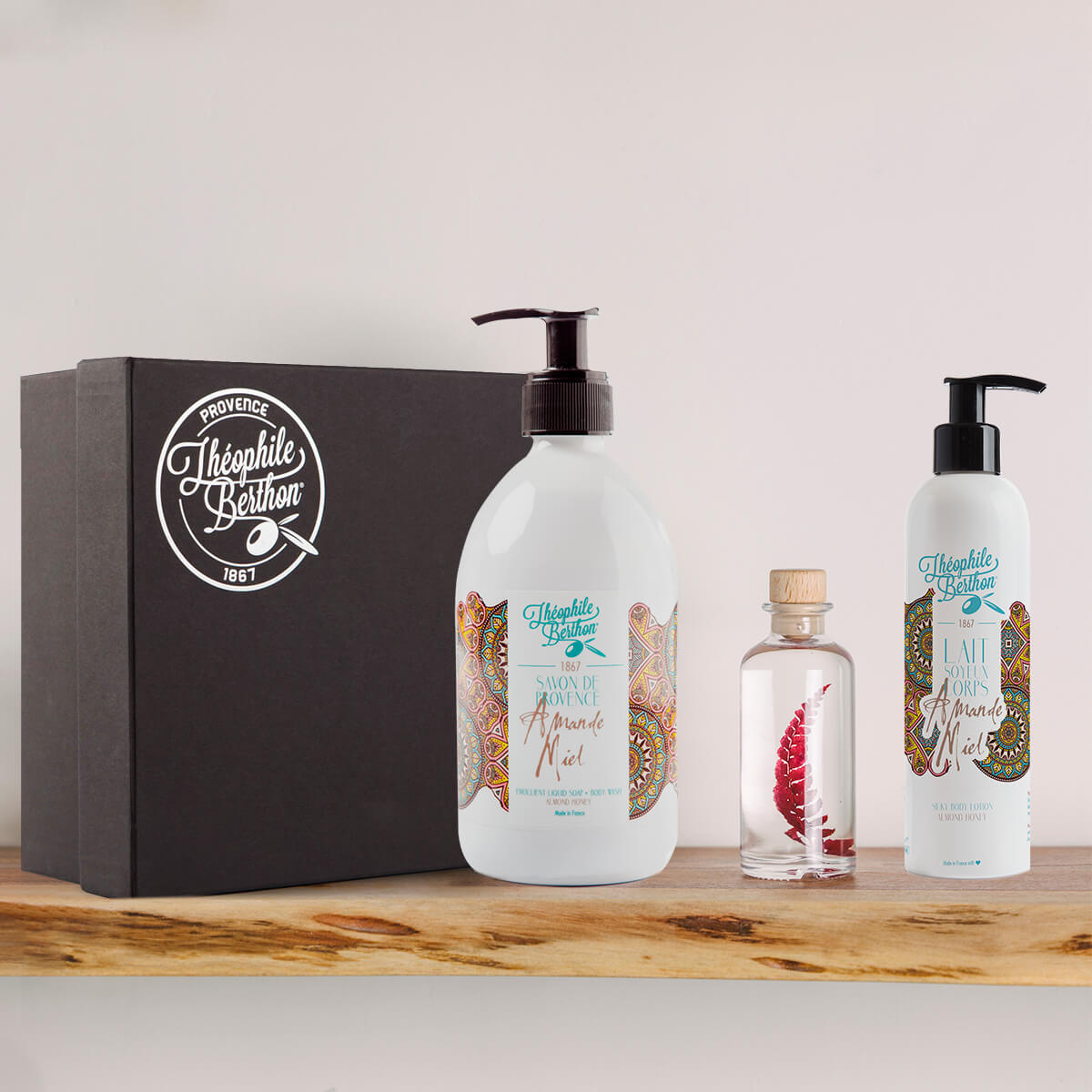 THEOPHILE BERTHON Coffret Espièglerie amande miel 2 soins