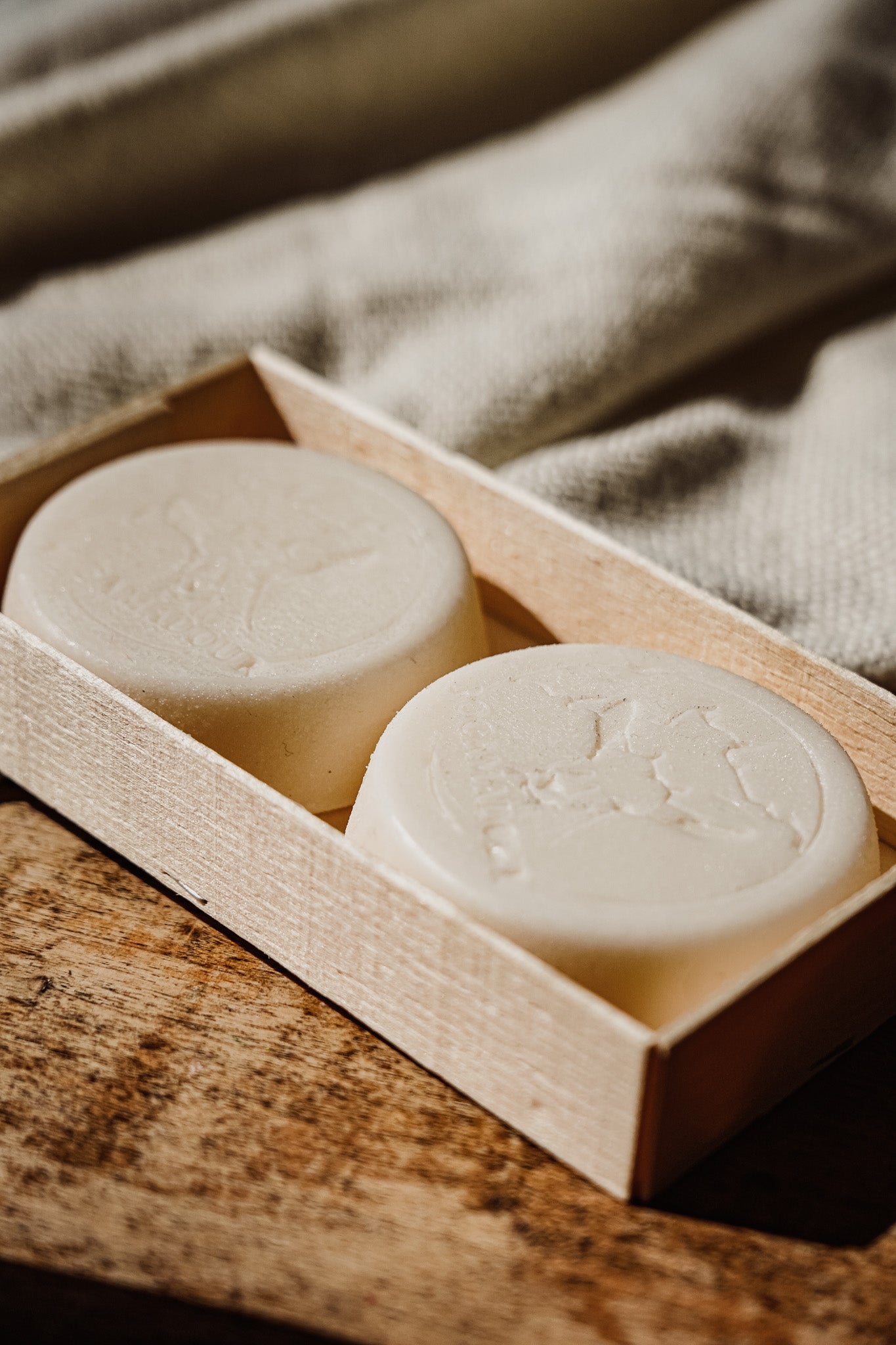 Exquises Caprines Coffret Boite 2 savons lait de chèvre 2x80g nature